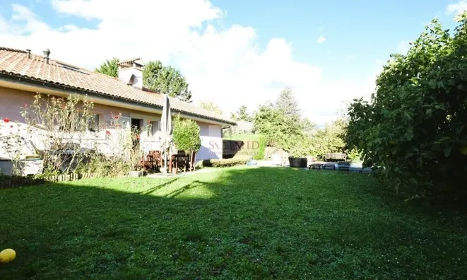 Недвижимость Single house 8 rooms: 4