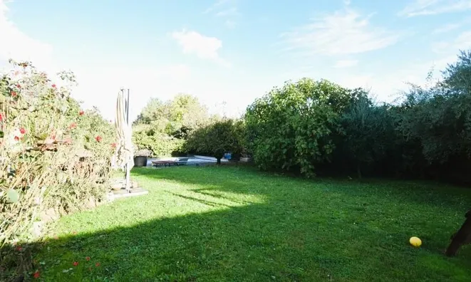Недвижимость Single house 8 rooms: 5