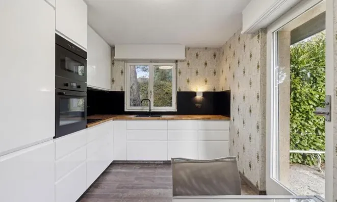 Недвижимость Single house 8 rooms: 7