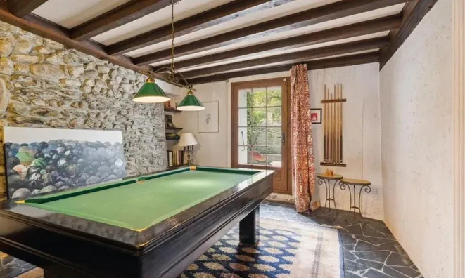 Недвижимость Single house 17 rooms: 5