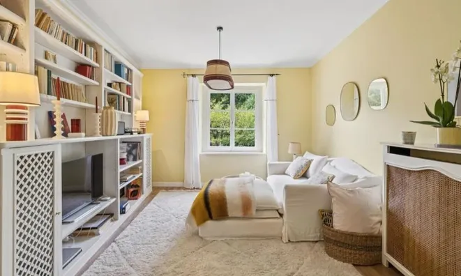 Недвижимость Single house 17 rooms: 6
