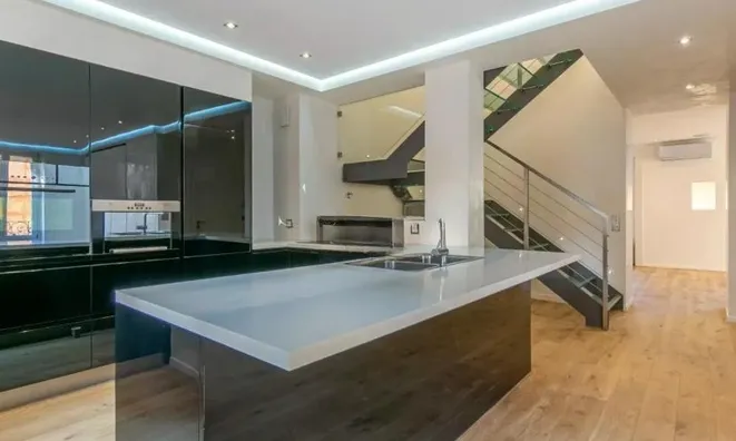 Недвижимость Duplex 5 rooms: 3