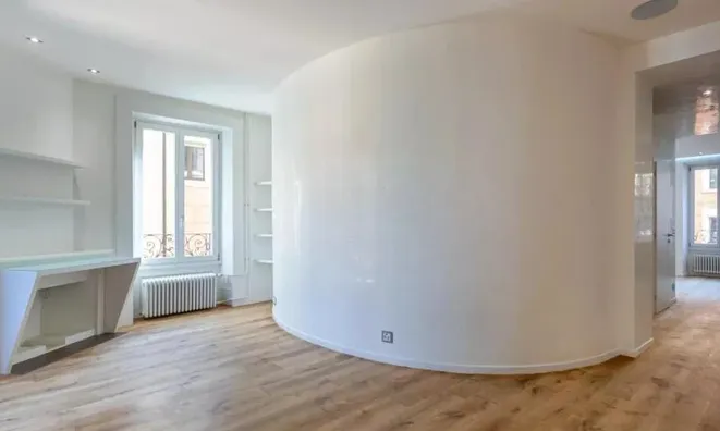 Недвижимость Duplex 5 rooms: 8