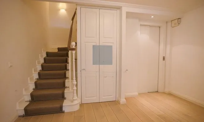 Недвижимость Single house 9 rooms: 11