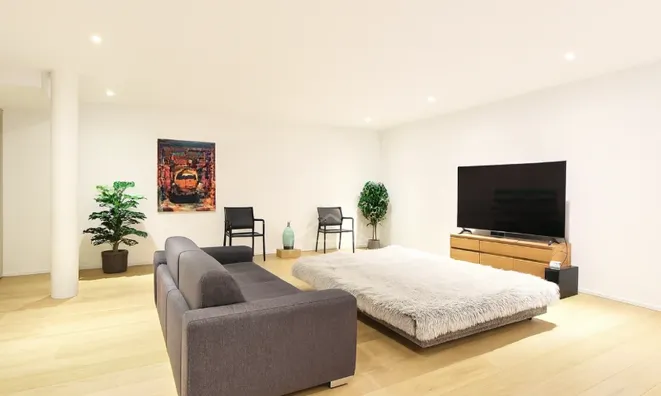 Недвижимость Single house 10 rooms: 7