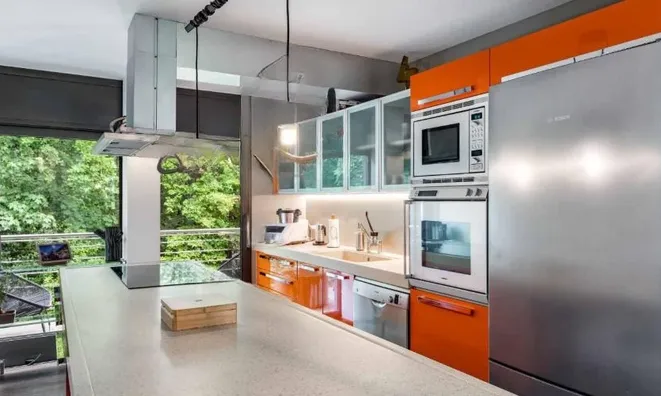 Недвижимость Apartment 6 rooms: 4
