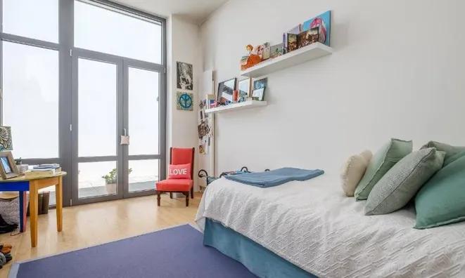 Недвижимость Apartment 6 rooms: 8
