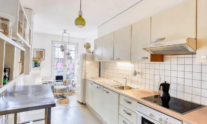 Недвижимость Apartment 4 rooms: 3