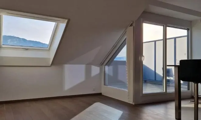 Недвижимость Attic flat 4 rooms: 2