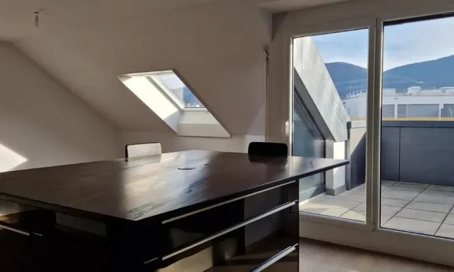 Недвижимость Attic flat 4 rooms: 6