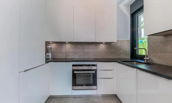Недвижимость Apartment 4 rooms: 3