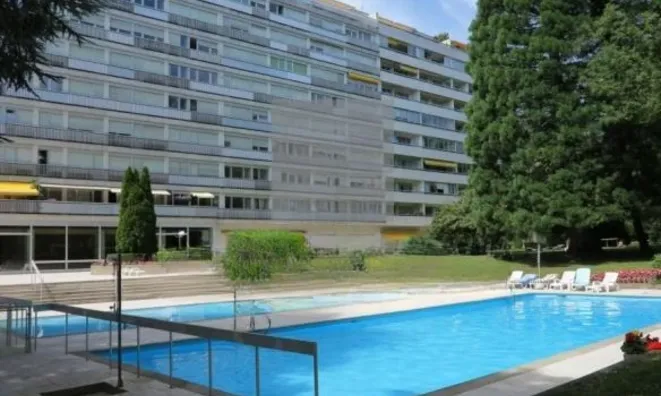 Недвижимость Apartment 2.5 rooms: 1