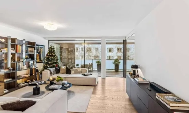 Недвижимость Apartment 4 rooms: 2