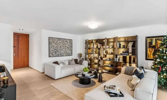 Недвижимость Apartment 4 rooms: 3