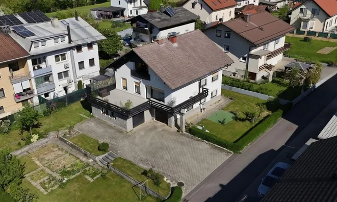 Недвижимость Дом в Состро: 1