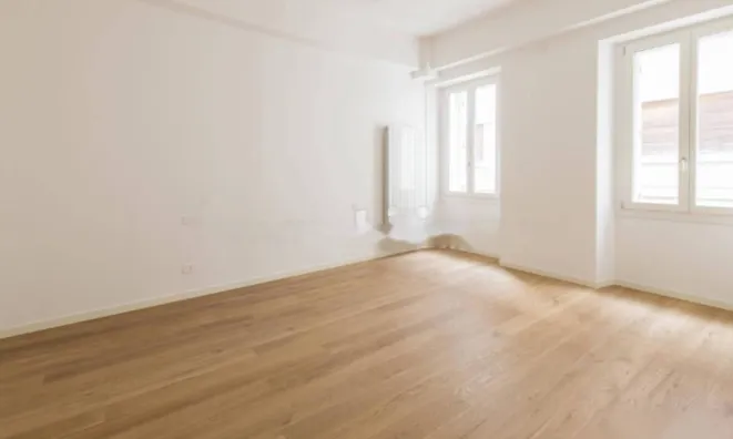 Недвижимость Квартира на улице Мадзини: 14