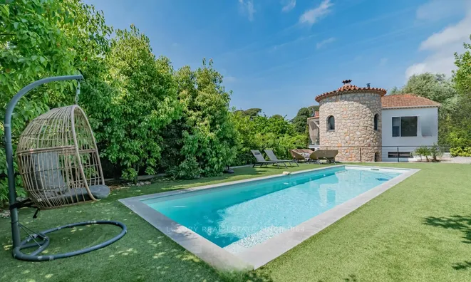 Недвижимость Villa Cannes Carnot: 2