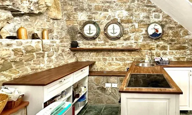 Недвижимость Новая 2-комнатная квартира: 10