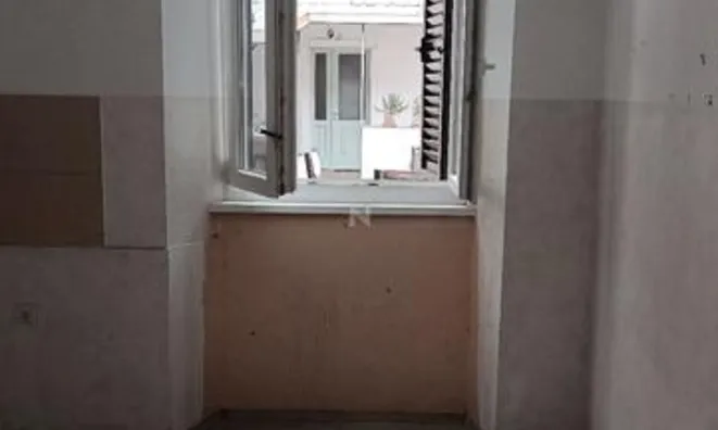 Недвижимость Однокомнатная квартира в Копере: 2