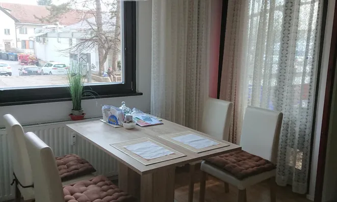 Недвижимость Квартира 1,5 комнаты Чернуче: 4