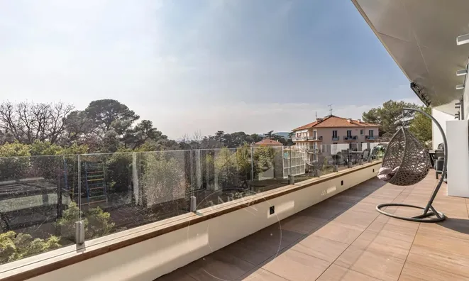 Недвижимость Villa République Cannes: 12