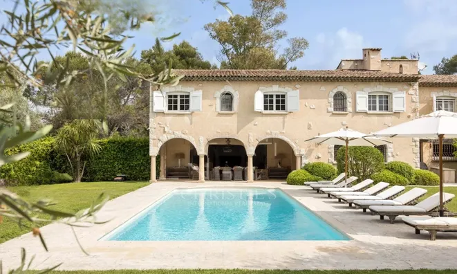 Недвижимость Villa Les Colles Mougins: 1