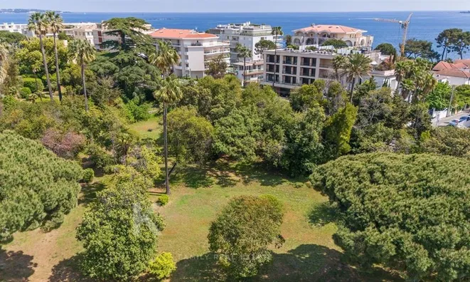 Недвижимость Estate Pointe Croisette: 1