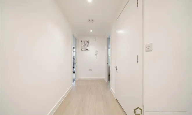 Недвижимость Wood House, Grosvenor Waterside, Gatliff Road: 12