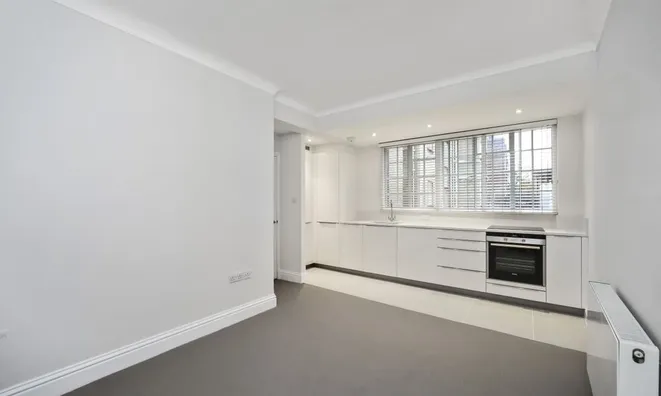 Недвижимость Windsor Court, Jubilee Place: 1