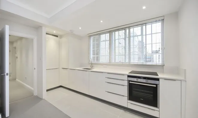 Недвижимость Windsor Court, Jubilee Place: 12