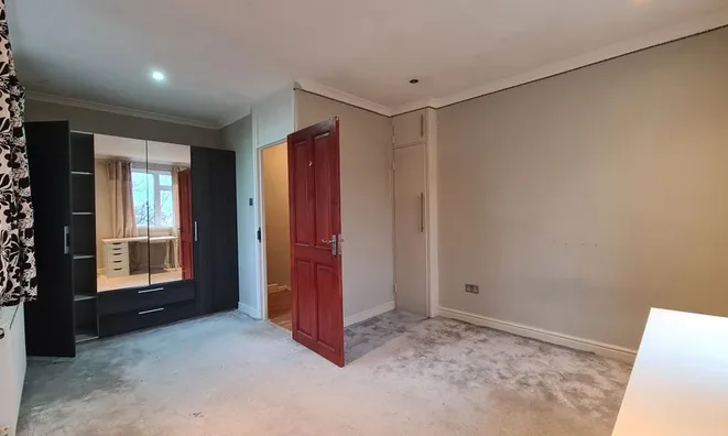 Недвижимость Bennett Street, Chiswick: 1