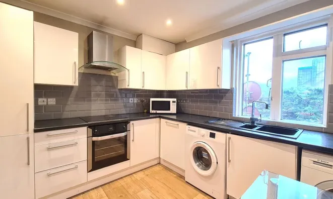 Недвижимость Bennett Street, Chiswick: 6