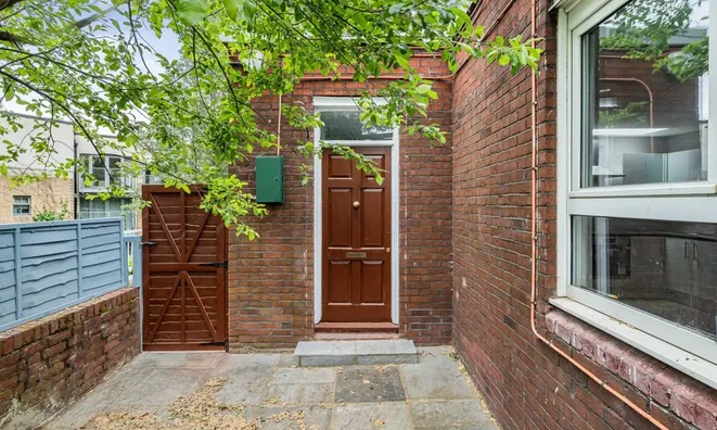 Недвижимость Ingestre Road: 8