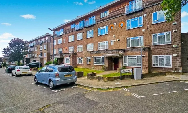 Недвижимость Leeland Way: 6