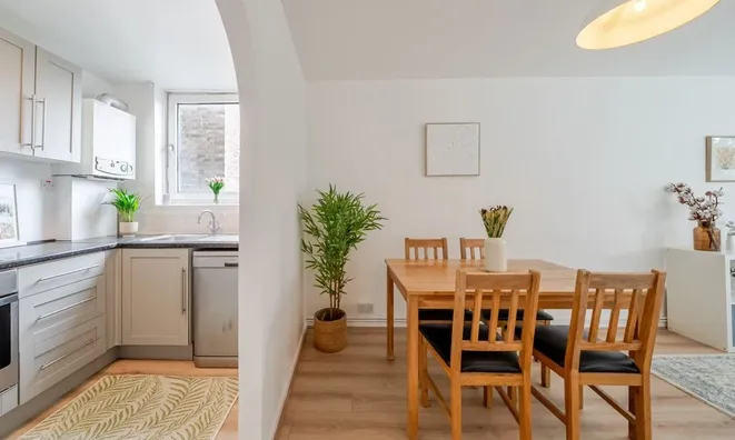 Недвижимость Bolingbroke Grove, Battersea: 4