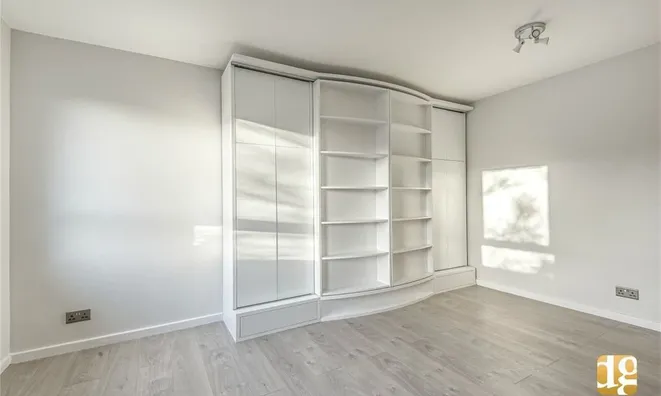 Недвижимость Westcott Road, Kennington: 1