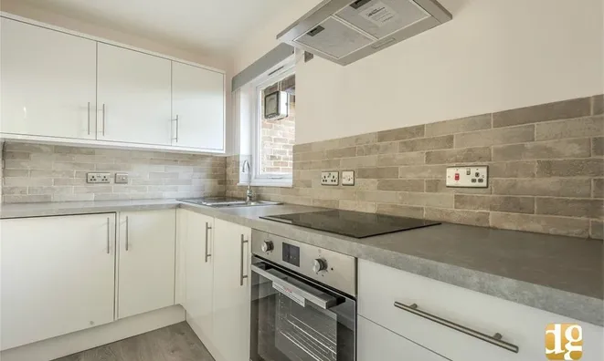Недвижимость Westcott Road, Kennington: 6