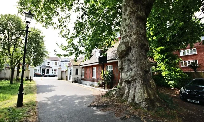 Недвижимость Lower Richmond Road: 3
