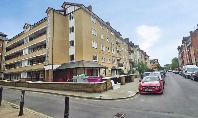 Недвижимость Rogers Estate, Globe Road: 10