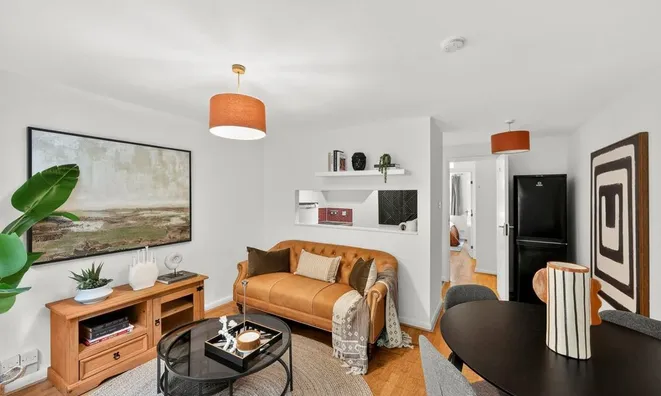Недвижимость Bunning Way, Islington: 2