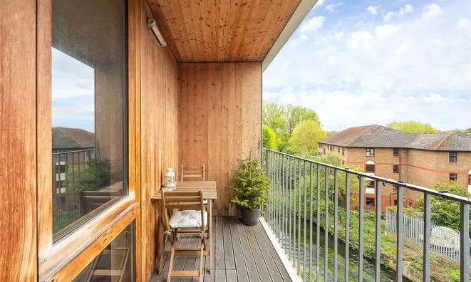 Недвижимость Garratt Lane, Southfields: 6