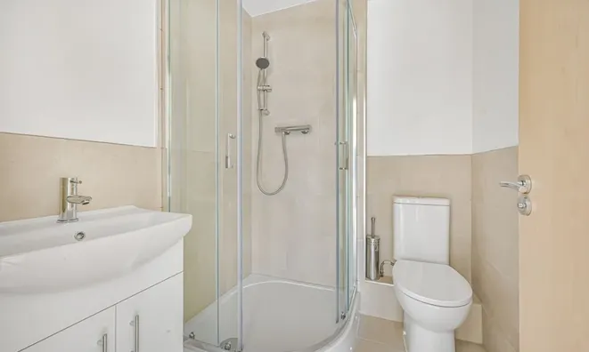 Недвижимость Trentham Court, Victoria Road, North Acton: 3