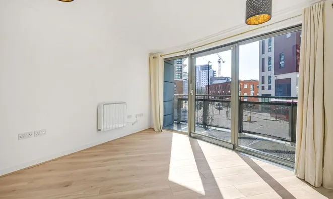 Недвижимость Trentham Court, Victoria Road, North Acton: 8