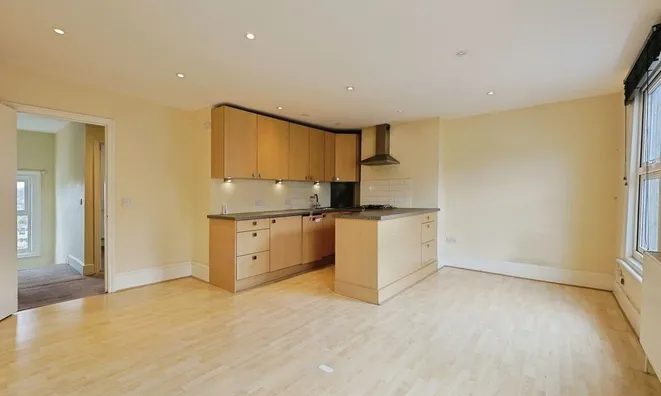 Недвижимость Battersea Park Road: 20