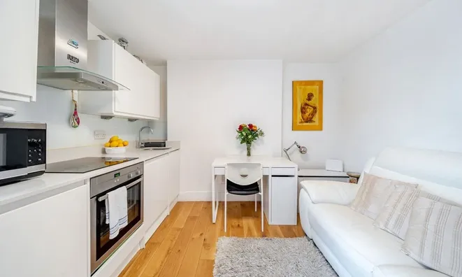 Недвижимость Battersea Rise, Battersea: 1