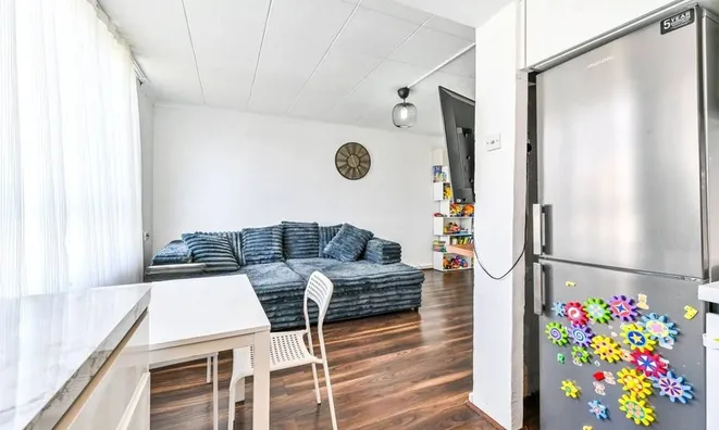 Недвижимость De Beauvoir Estate: 4