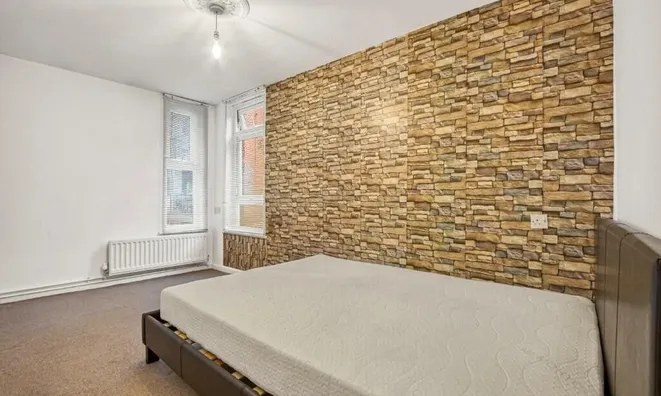 Недвижимость Slade Walk, London, Greater: 11