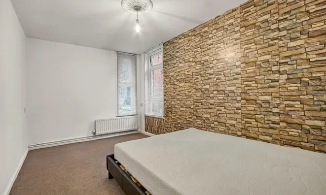 Недвижимость Slade Walk, London, Greater: 12