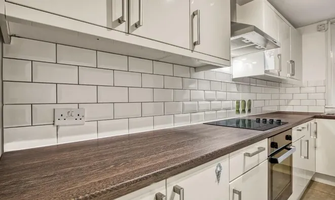 Недвижимость Slade Walk, London, Greater: 15