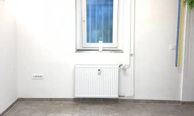 Недвижимость Офисное помещение в центре: 5